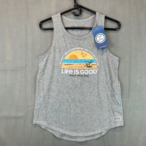 Small NWT Women's Life is Good Forecast Mostly Sunny Sleeveless Crusher Tank